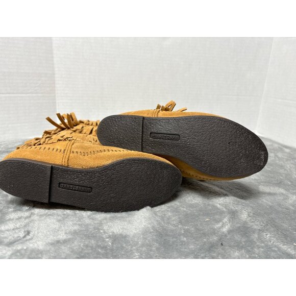 Minnetonka Womens Triple Fringe Suede moccasin Boots Size 7 Mid-calf NWO… - Picture 5 of 10